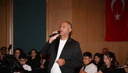 Dev orkestradan “Bir nota bir umut” konseri
