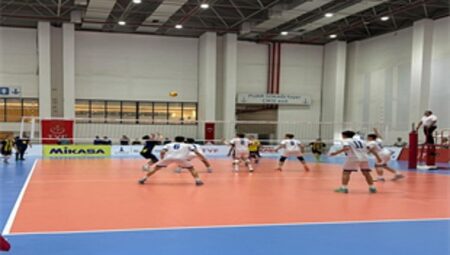 Festival Voleybol heyecanı Fuar İzmir’de sürüyor