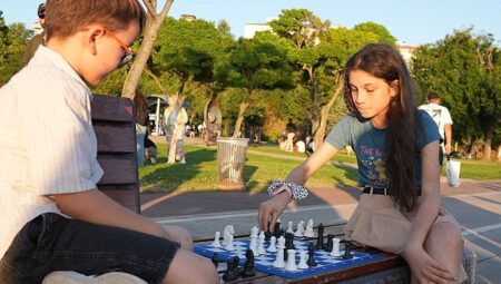 Kadıköy’de Satranç Dayanışması