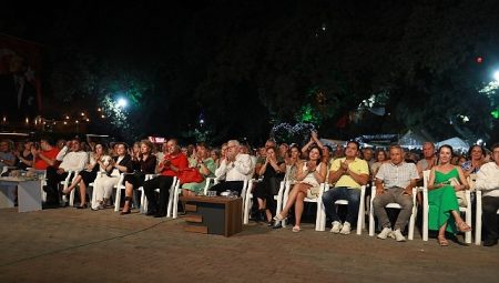 6. Burhaniye Kitap Fuarı Sona Erdi