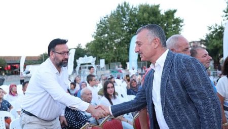 Başkan Büyükakın, kazanı açtı, ilk helvaları dağıttı