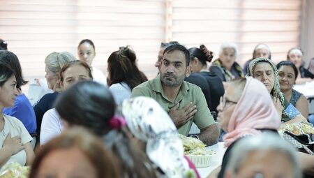 Başkan Mutlu birlik sofrasında canlarla bir araya geldi