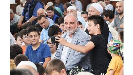 Canik’te Camiler Çocuk Sesleriyle Şenlendi