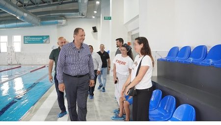 Dev Tesis Yüzme Kurslarıyla Faaliyete Başladı