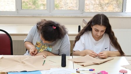 KO-MEK’le gençler hayata hazırlanıyor