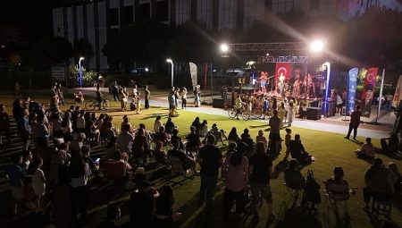 Sanatın Kalbi Mimar Sinan Parkı’nda Attı: Vatandaşlardan Başkan Çerçioğlu’na Teşekkür