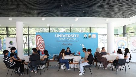 Sınavda Da Tercihte De İnegöl Belediyesi Öğrencilerin Yanında