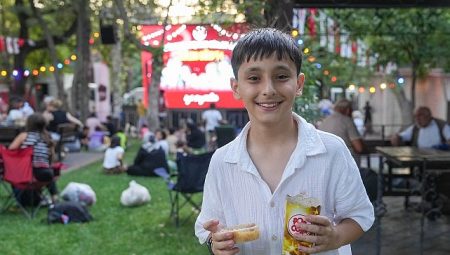 Adnan Menderes Parkı’nda Yeşilçam Coşkusu