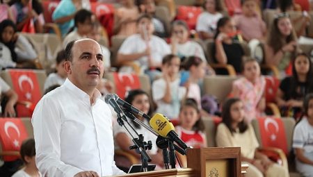 Başkan Altay: “Genç KOMEK Gönüllere Dokunan Büyük Bir Eğitim Seferberliğidir”