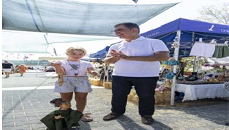 Başkan Tugay, Oyuk Festivali’nde yurttaşlarla buluştu