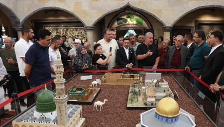 Mukaddes Emanetler Sergisi Nevşehir’de Açıldı