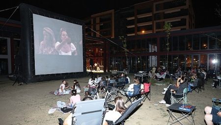 Pancar Deposu’nda açık havada sinema keyfi