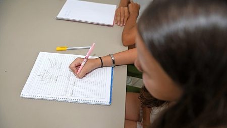 Yabancı üniversite öğrencilerinden Osmangazili çocuklara İngilizce eğitimi