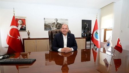 81 İlden 81 Ressam Menderes’te