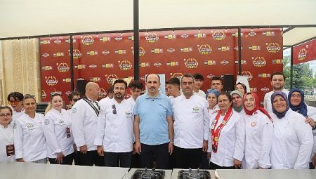 Başkan Altay Gastrofest’e Katılan Yüz Binlerce Misafire, Şeflere ve Esnafa Teşekkür Etti