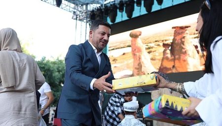 Başkan Arı, 53. Uluslararası Ürgüp Bağ Bozumu Festivali’ne Katıldı