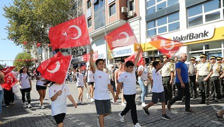 Edremit’in kurtuluşunun 103. yılı coşkuyla kutlanacak