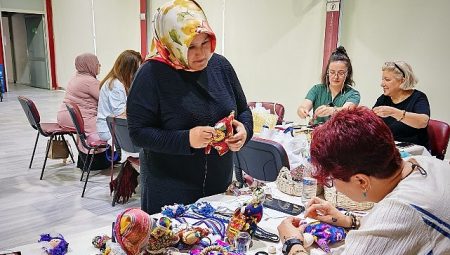 Gölcük Belediyesi’nden Sanatseverlere Özel Atölye
