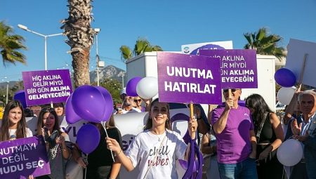 Güzelbahçe’de Alzheimer’a karşı farkındalık yürüyüşü