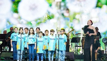 Harbiye’de unutulmaz gece:   Candan Erçetin ve TEGV’li çocuklar aynı sahnedeydi