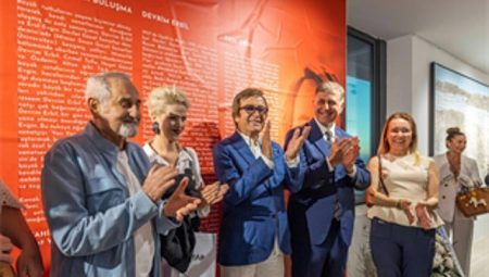 İki dev sanatçı Devrim Erbil ile Erol Evgin “Yan Yana”