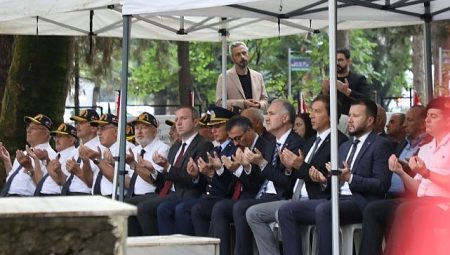 İnegöl’ün 103 Yıllık Kurtuluş Dirilişi Anma Töreniyle Kutlandı