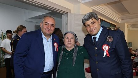 İtfaiyeciler Haftası’nda Huzurevi Sakinlerine Anlamlı Ziyaret