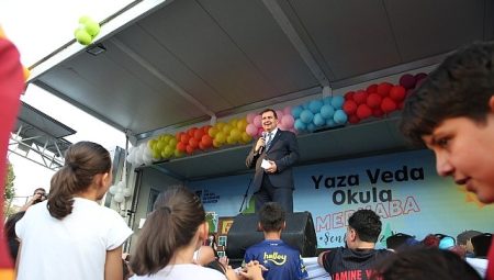 Keçiören’de “Yaza Veda, Okula Merhaba” Şenliği