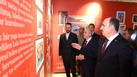 Konya’nın Bin Yıllık Vakıf Kültürünü Anlatan Sergi Açıldı