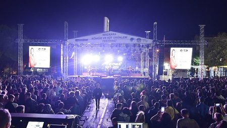 Malkara Kömür ve Süt Ürünleri Festivali’nde Coşku Dolu Konser Gecesi