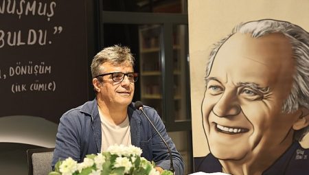 Rıfat Ilgaz’ın mizahi yönü ele alındı