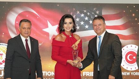 Tarih ve diplomasi New York’taki Türk Evi’nde buluştu