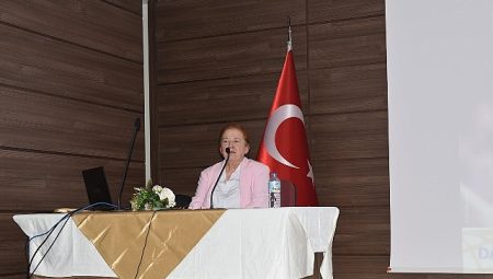 EÜ’de uluslararası araştırma ve burs fırsatları konuşuldu