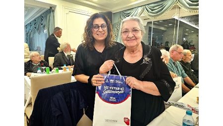 İBB, 1 Ekim Dünya Yaşlılar Günü’nü renkli etkinliklerle kutladı