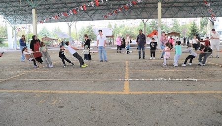 Keçiören’deki Sokak Oyunları Festivali’nde doyasıya eğlence