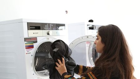 Onların Geleceği İçin Her Şeye Değer