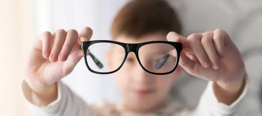 miyopi neden artıyor