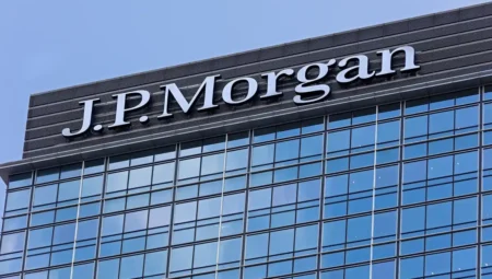 JPMorgan 1 Trilyon Dolarlık İlk Banka Olmaya Yaklaşıyor: Rekor Kâr Hisseleri Zirveye Taşıdı