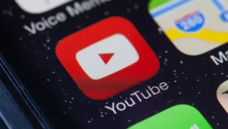YouTube’dan Dev Yapay Zeka Hamlesi: Videolara Tıklama Devri Bitiyor mu?