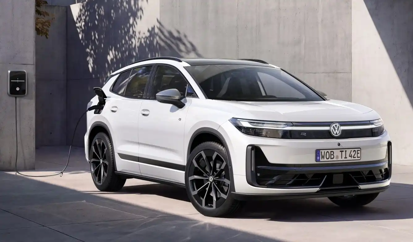 Volkswagen'in yeni elektrikli SUV modeli ID. Tiguan resmen tanıtıldı. İşte menzili, teknik özellikleri ve fiyatı.